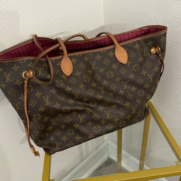 AUTHENTIC Louis Vuitton Neverfull GM - Picture 5 of 7